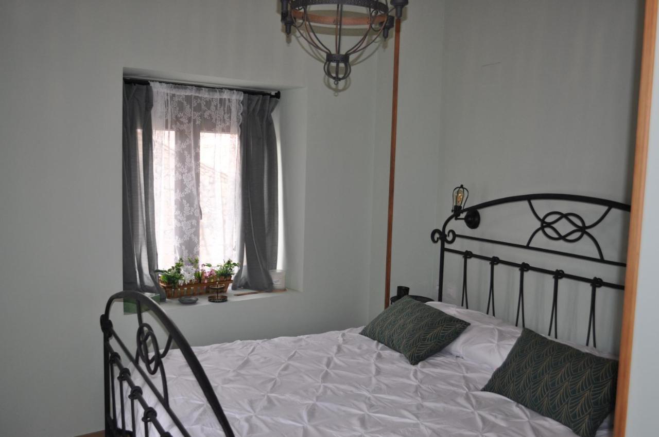 El Rincon Secreto De Gredos Especializada En Celiaquia Y Diabetes Y Jacuzzi Guest House Tormellas Luaran gambar